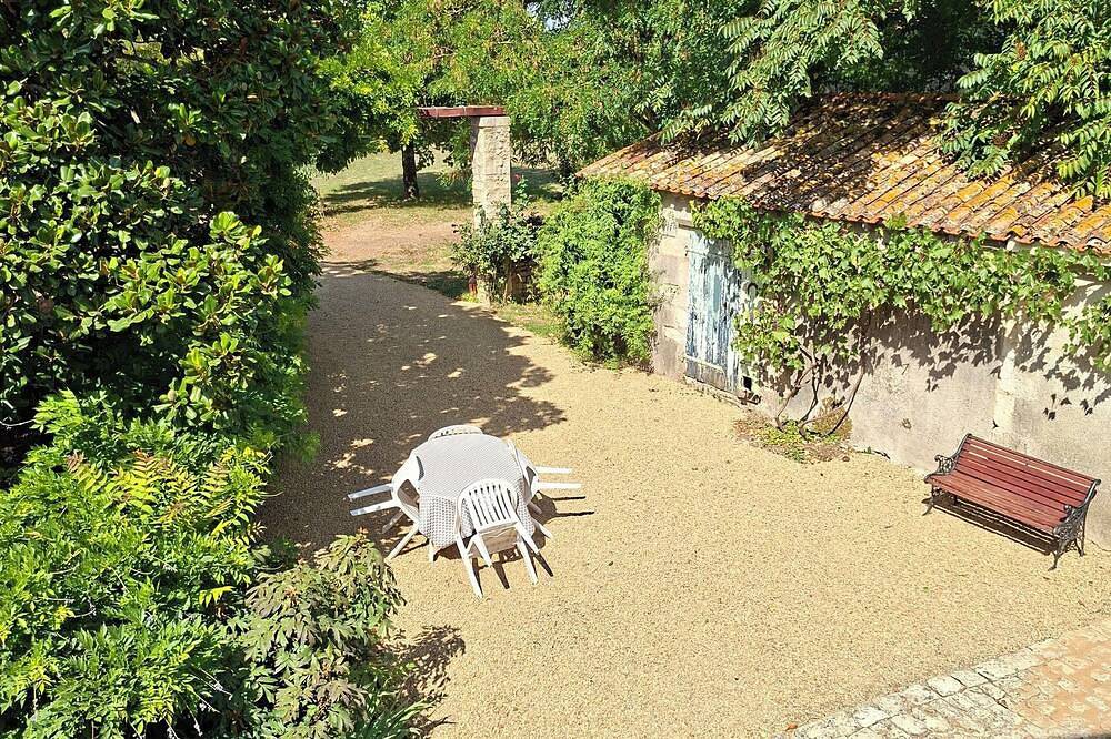 Home-made Glycine for 4 people in Luçon, Fontenay-le-Comte