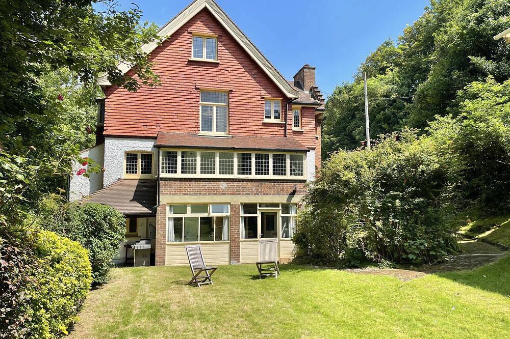 Oldestairs House is a much loved family coastal home built in 1910, located in Kingsdown, a beautifu in Kingsdown, Kent