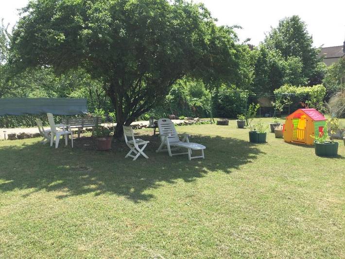 Location de vacances pour 5 personnes, avec jardin et vue à Chagny - 2