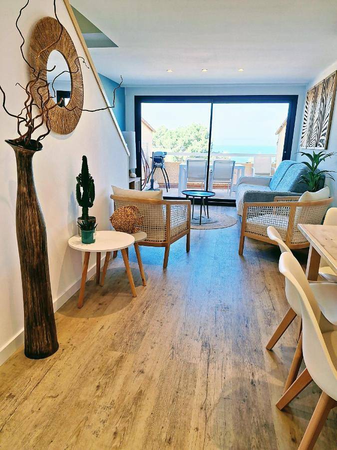 Superbe T3 vue sur mer parking privé classé 3 étoiles in La Côte Vermeille, Collioure