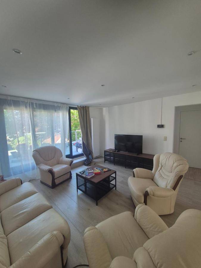 Gîte pour 11 personnes, avec terrasse et vue à Ixelles-Elsene - 2
