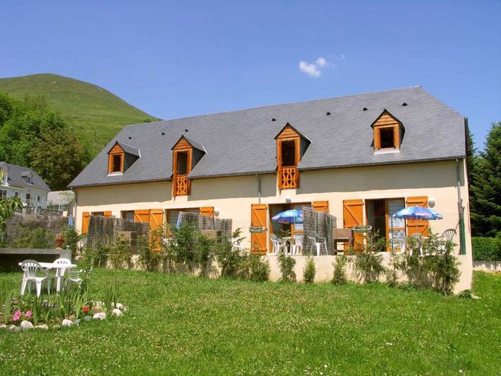 Appartement de vacances pour 5 personnes, avec jacuzzi ainsi que terrasse et piscine, animaux acceptés