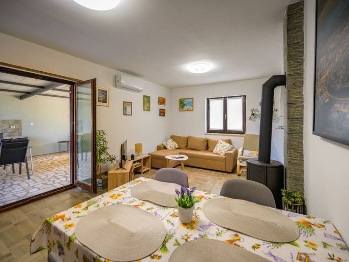 Ferienhaus für 3 Personen, mit Terrasse und Garten in Zentralistrien - 3