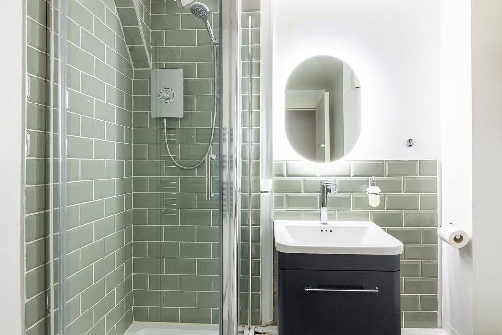 Ganze Wohnung, Ferienwohnung für 4 Personen mit Balkon in Dublin, County Dublin
