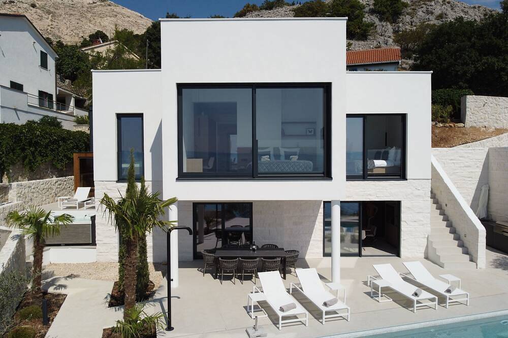 Villa Marim - Direkt am Meer mit privatem Strandzugang in Punat, Krk