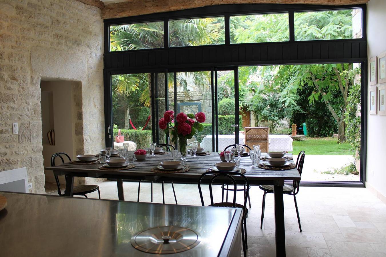Les 5 Fontaines in Fontclaireau, Charente