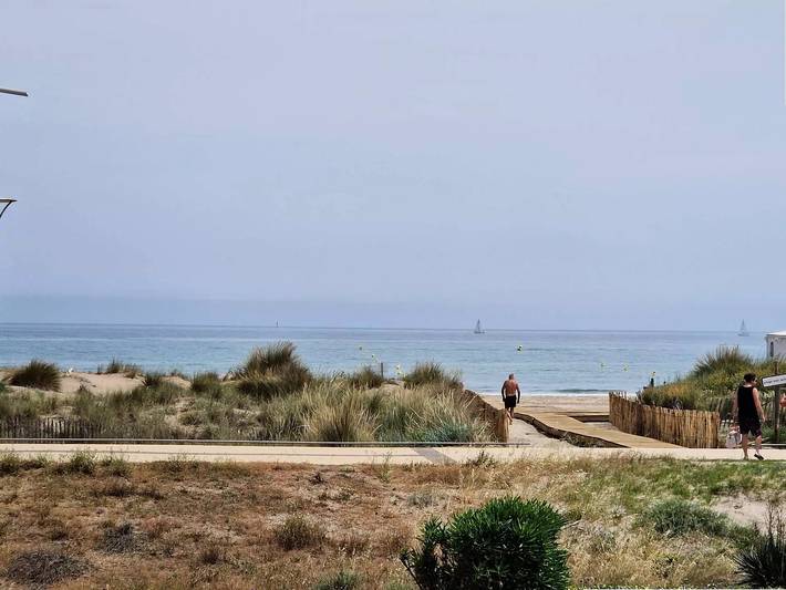 Ferienwohnung für 5 Personen, mit Terrasse und Ausblick in Marseillan