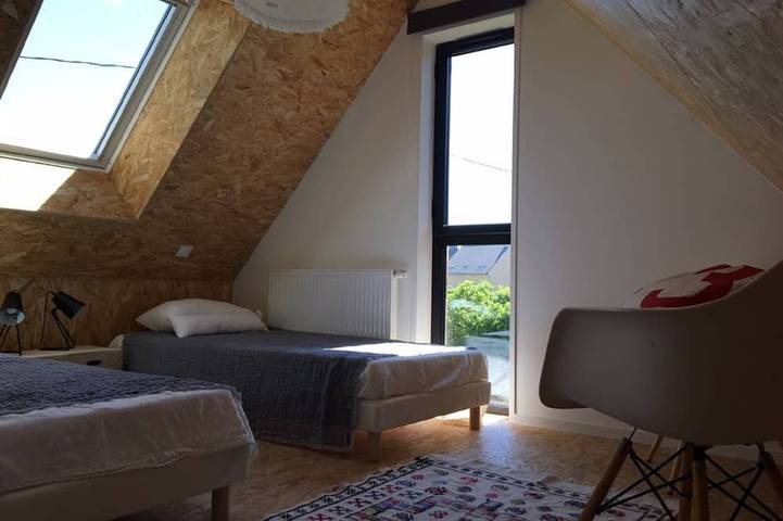 Location de vacances pour 8 personnes, avec terrasse et jardin dans Plage de la Mine d'Or - 4