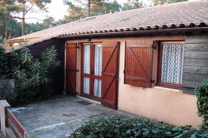 Gîte pour 6 personnes, avec terrasse, animaux acceptés