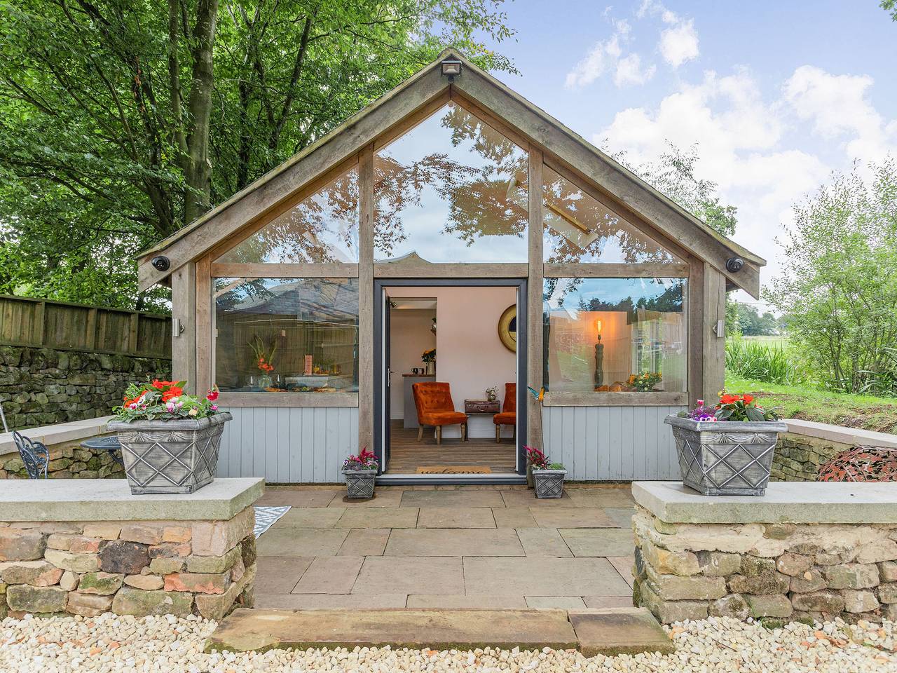 Log Cabin for 2 People in Tansley, Derbyshire