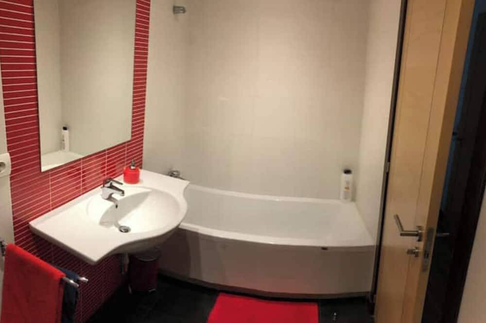 Appartamento intero, 3-bedroom condo in fabulous Santander with Wifi in Santander, Costa cantabrica