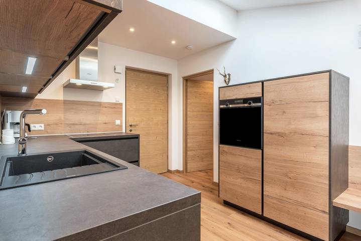 Entire apartment, Holiday Apartment "Balbeinhof Apt Reh" with Mountain View, Balcony & Wi-Fi in Lüsen, Dolomiti Superski