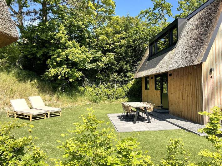 Lodge voor 6 personen, met balkon/terras en terras in Schoorl