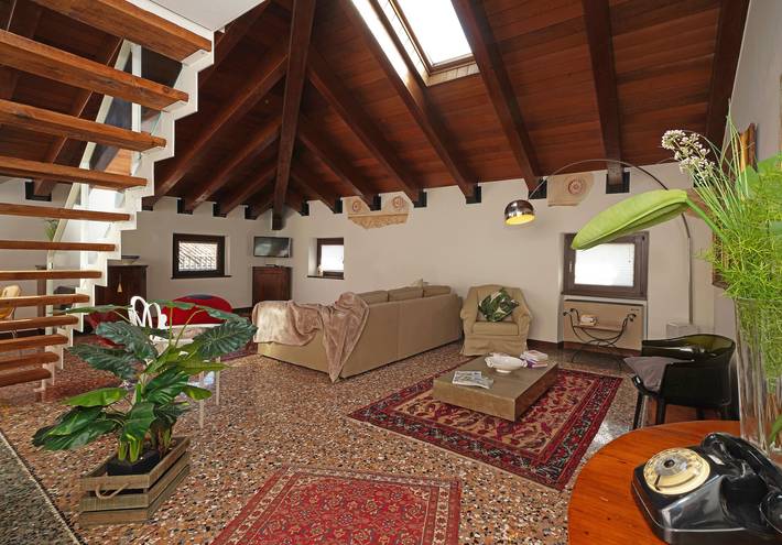 Loft per 6 persone, con idromassaggio al Lago di Garda