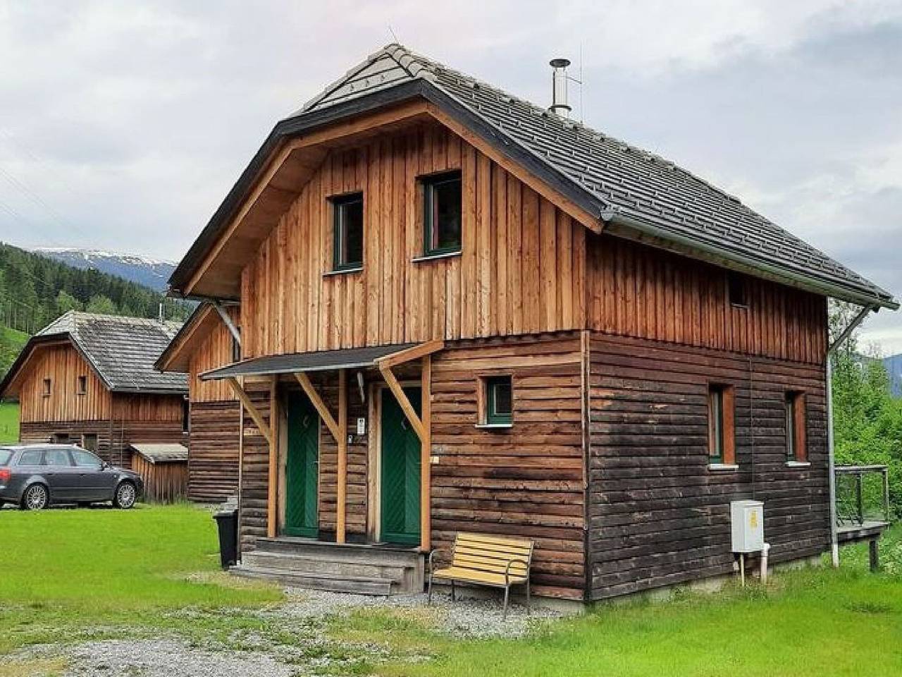Cosy Holiday Home in Sankt Georgen ob Murau with bubble bath on the terrace in St. Georgen ob Murau, Sankt Georgen am Kreischberg