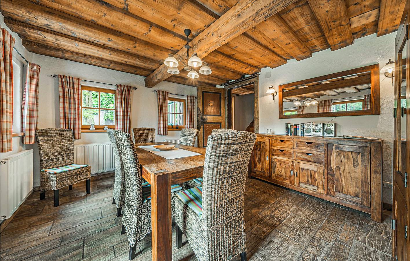 Gemütliche 2-Zimmer-Wohnung mit Terrasse, Küche und WLAN in der Nähe des Flusses Koppentraun in Salzkammergut-Berge, Bad Goisern am Hallstättersee