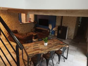 Gîte pour 9 personnes, avec piscine et terrasse à Laigné-en-Belin
