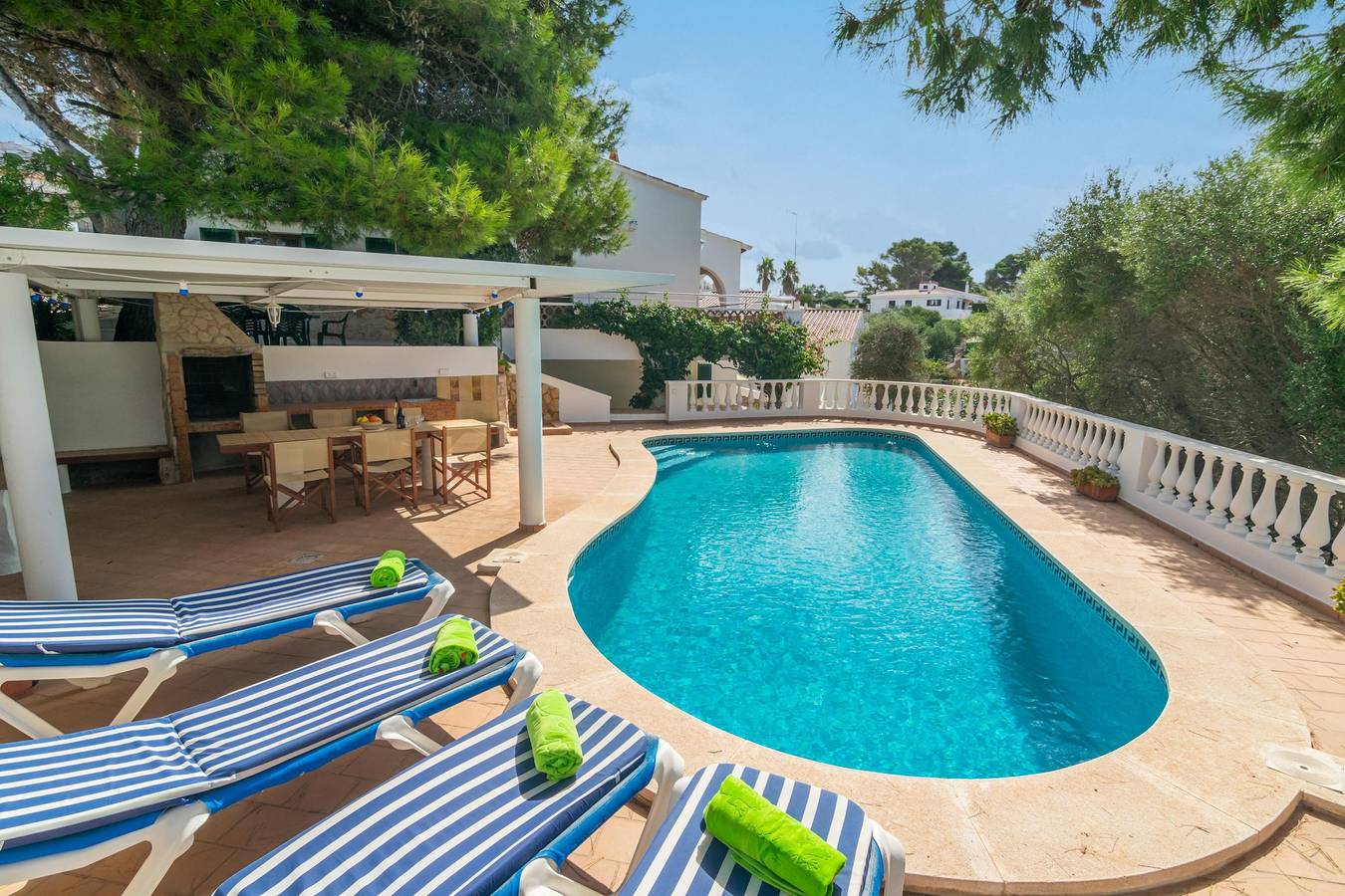 Can Jaume 10 - Villa very close to the sea, with private pool and free Wifi. in Es Canutells, Maó