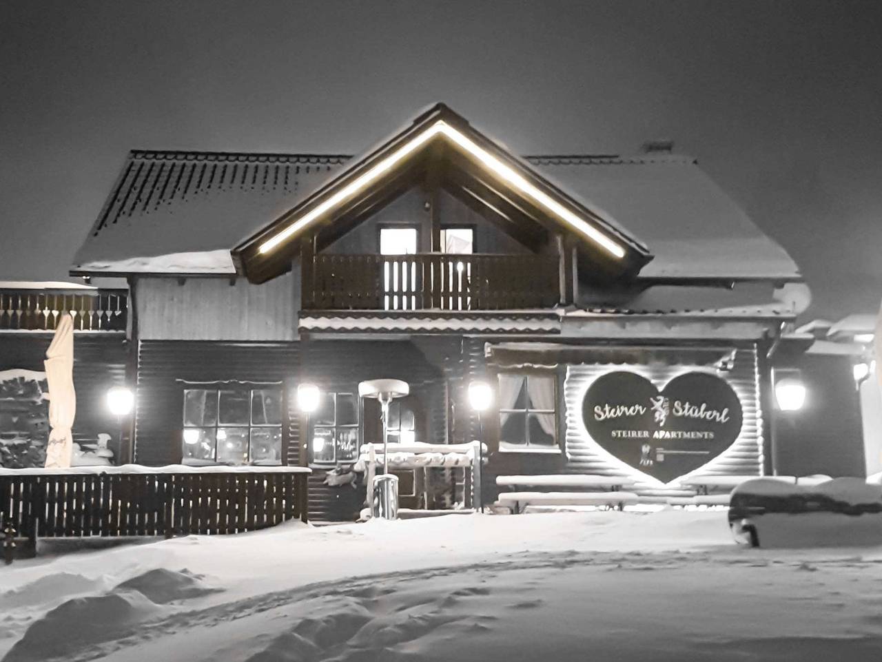Ganze Ferienwohnung, Steirer Apartment - Steirer Apartment mit kleinem Balkon in Semmering, Wiener Alpen