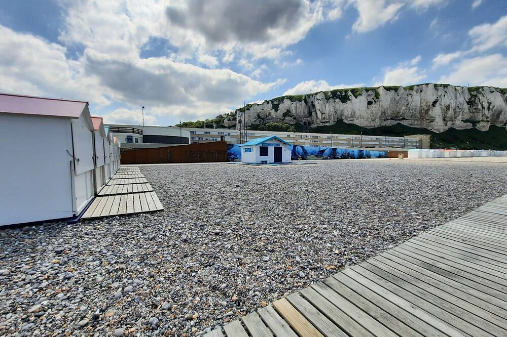 La Maison des Cordiers au Pied du Funiculaire à 50 m de la mer in Le Tréport, Dieppe region