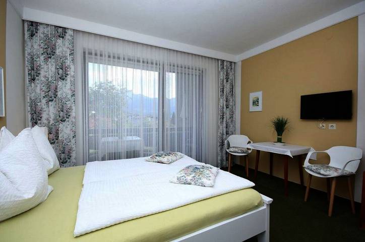 Ferienwohnung für 2 Personen, mit Garten und Terrasse sowie Seeblick in Egg am Faaker See - 4