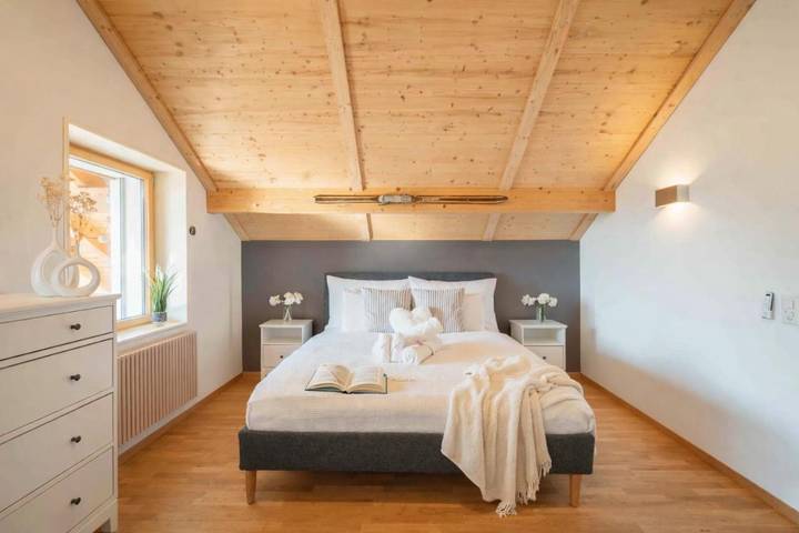 Ferienwohnung für 3 Personen, mit Balkon und Terrasse sowie Ausblick in Thun - 2