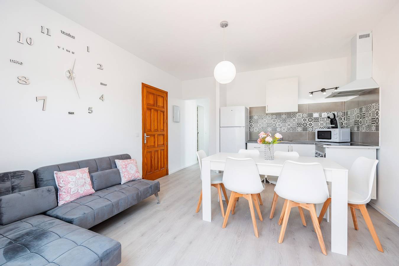 Entire apartment, Apartment 'Gran Sol Family 8' with Shared Pool, Wi-Fi and Air Conditioning in Cala Serena, Felanitx