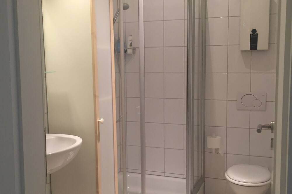 Ganze Wohnung, Ferienwohnung in der Südstadt 2 in Bonn, Rheinland