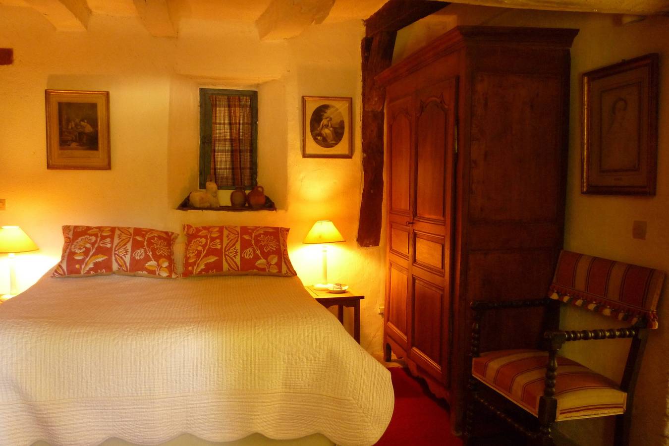 Maison de campagne 'Hameau des Rabauds - La Tourderie' avec piscine, jardin privé et Wi-Fi in Saint-Pierre-de-Maillé, Vienne (France)