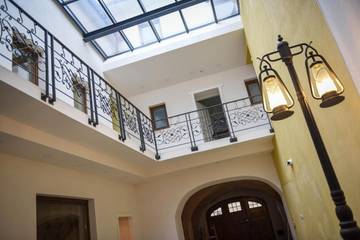 Gîte pour 4 personnes, avec terrasse et vue à Brașov