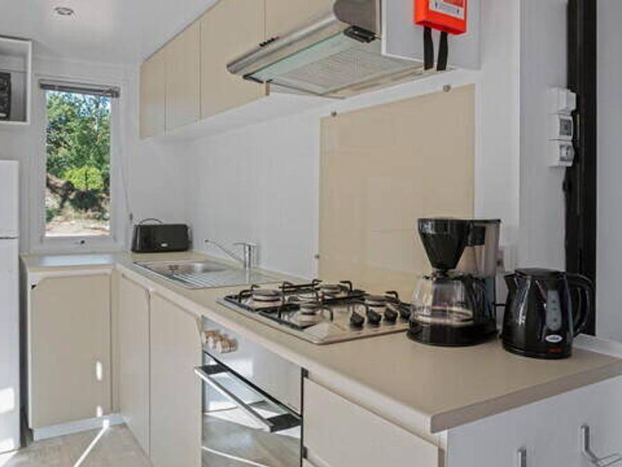 Camping Marvilla Parks Friese Meren - Mobile home 5 persons - Comfort | 2 Bedrooms | 5 Pers | Raised terrace in IJsselmeer