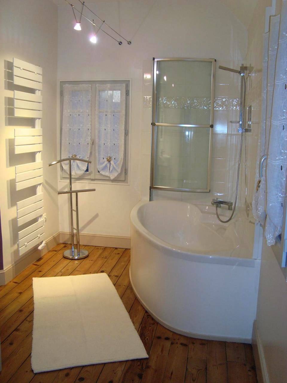 Double Room with Balcony and Side Sea View in Les Sables-d'Olonne, Vendée