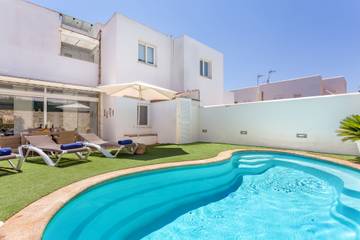 Holiday home in Cala d'Or, Santanyí für 6 