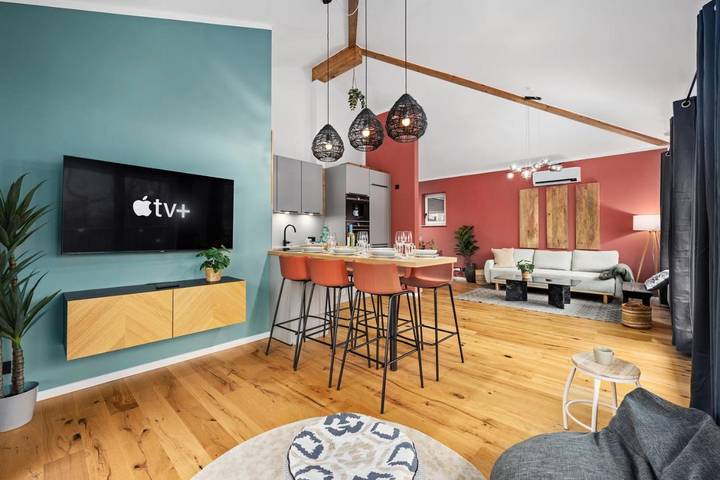 Ferienwohnung für 6 Personen, mit Balkon und Terrasse sowie Seeblick und Ausblick in Zwickau
