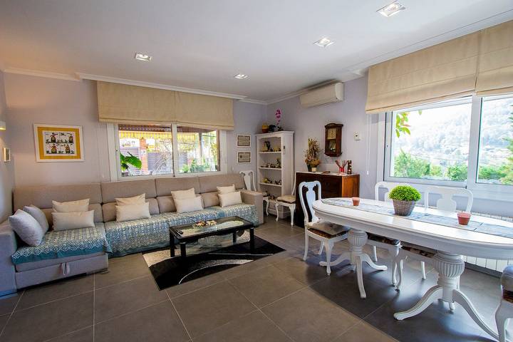 Casa rural para 8 personas, con jardín en Bajo Llobregat - 2