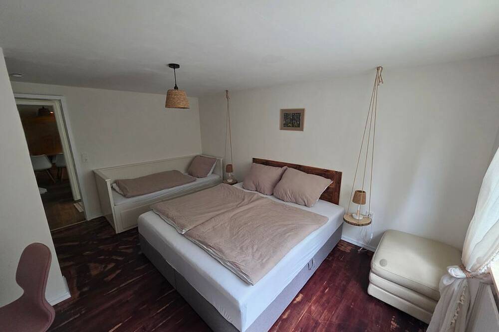 Ganze Wohnung, Ferienwohnung Josy - Appartement/Fewo, Dusche und Bad, Wc, 1 Schlafraum in Dillenburg, Naturpark Lahn-Dill-Bergland