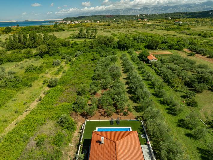 Holiday Home Bonato with pool in Ljubač (Dalmatien), Zadar
