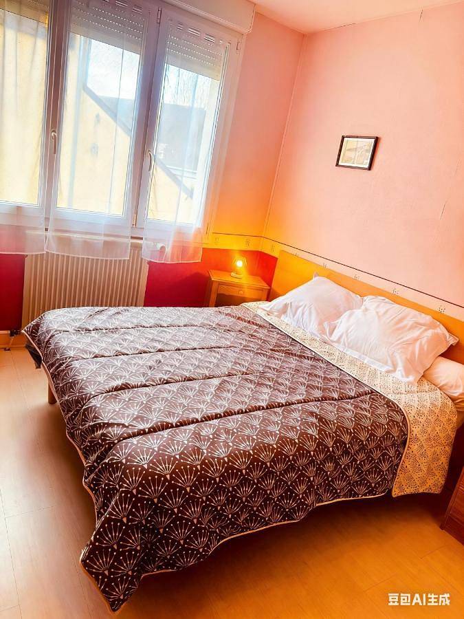 Hostellerie de la juhel in Villaines-la-Juhel, Mayenne