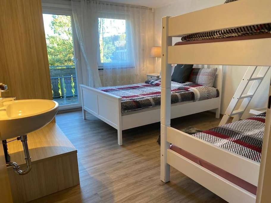 Ganze Wohnung, Apartment with Lake View in Seewald, Nordschwarzwald