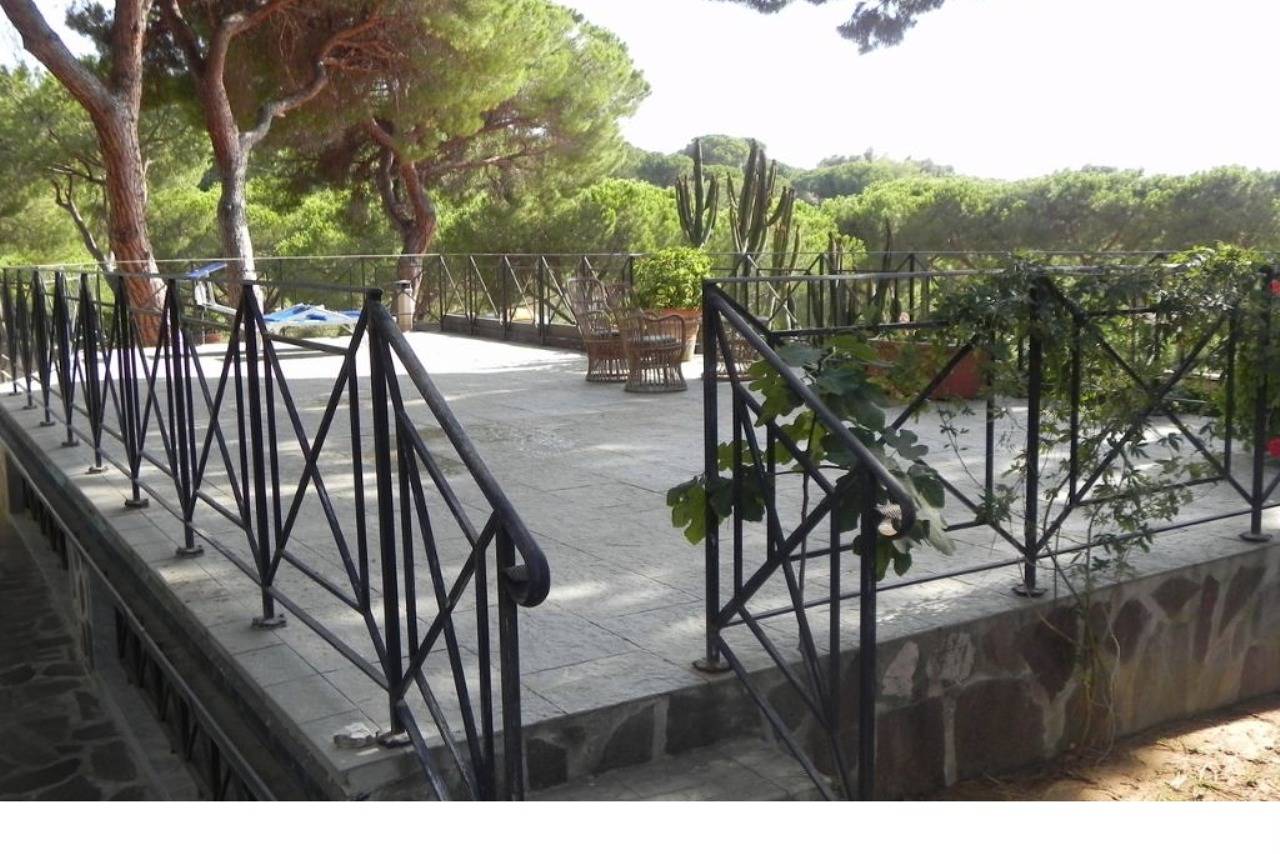 Ganze Ferienwohnung, Ferienwohnung für 4 Personen mit Garten in Madonna delle Grazie, Capoliveri