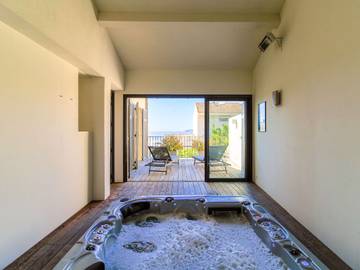 Villa pour 8 personnes, avec jacuzzi et jardin, animaux acceptés dans Le Lavandou