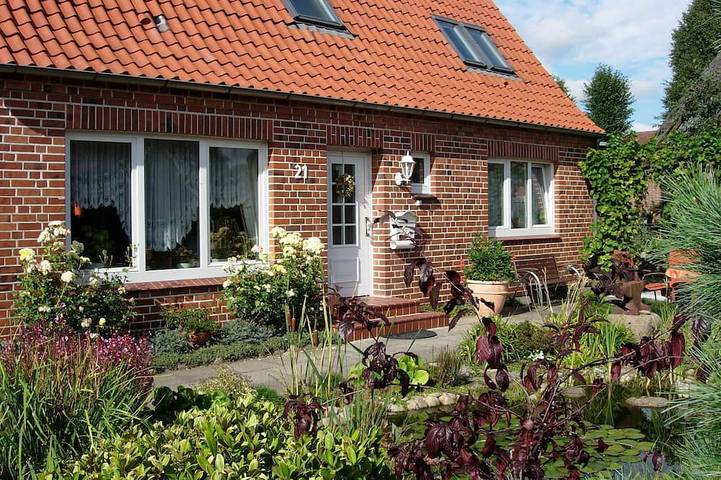 Ferienwohnung für 4 Personen, mit Terrasse und Garten in Schaalsee