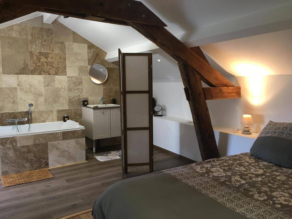 Gîte des petits merles in Dompierre-les-Ormes, Région de Mâcon