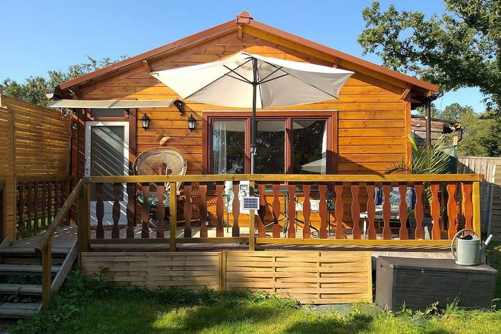 Gîte pour 3 personnes, avec jardin et terrasse à Philippeville