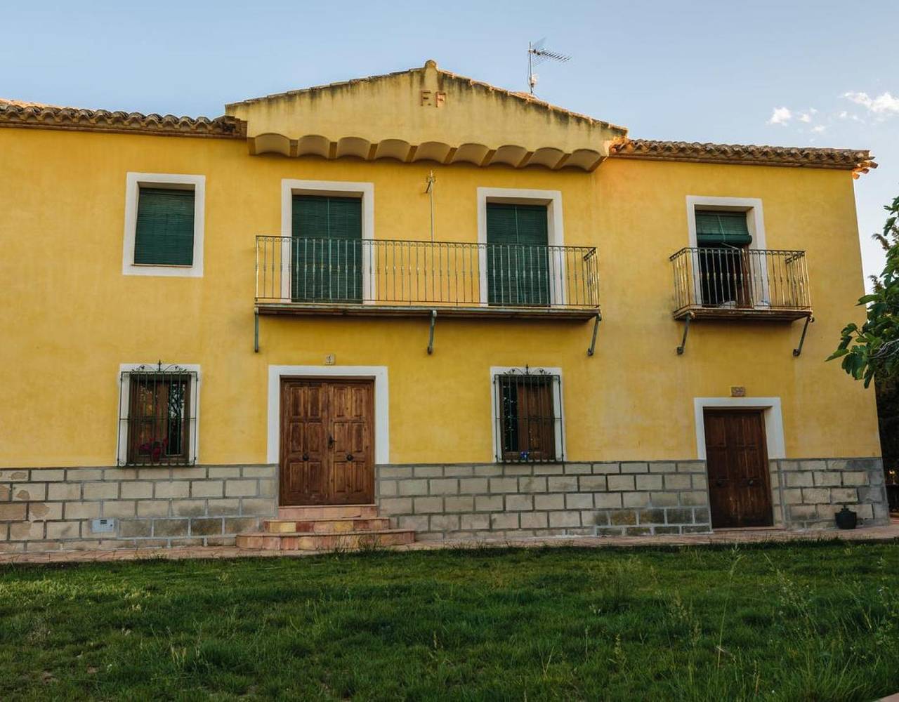 Maison de campagne 'Agroturismo Las Nieves Norte' avec vue sur la montagne, piscine partagée et Wi-Fi in Cehegín, Murcia l'intérieur des terres