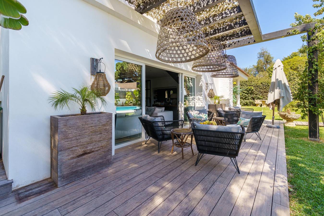 Golden Villa Luxury Pool Retreat & beach in Marbella East, Marbella