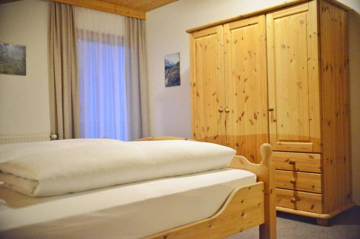 Ferienwohnung für 5 Personen, mit Balkon und Ausblick in Sexten - 2