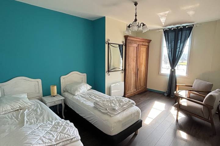 Location de vacances pour 8 personnes, avec terrasse à Beaubery - 3