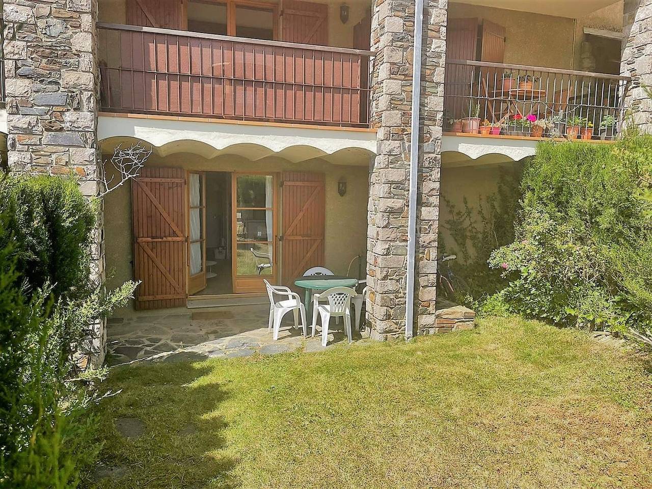 Preciosa casa con jardín y piscina in Bourg-Madame, Parque Natural Regional de los Pirineos Catalanes