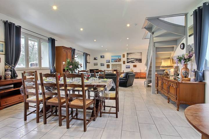 Gîte pour 8 personnes, avec jardin, animaux acceptés à Pommerit-Jaudy - 3
